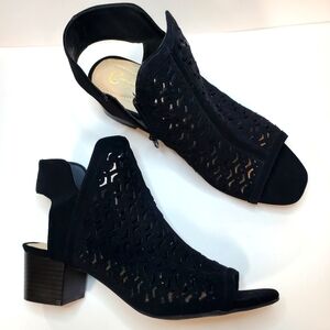 Cato Block Heel Black Sandals Open Toe With Cutout Design Size 11